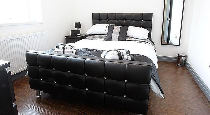 Lewis Apartment 1 Northern Quarter Sleeps Upto 4 Manchester Exterior photo